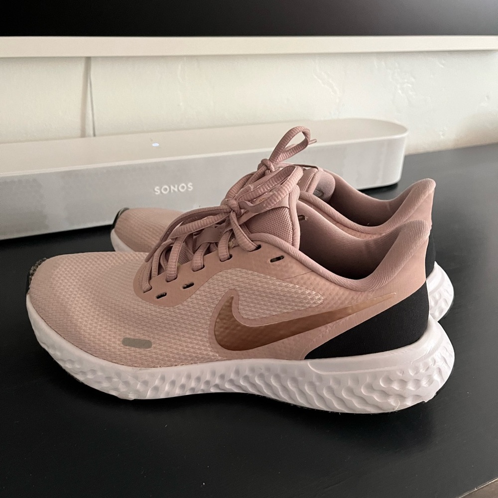 Nike Revolution 5 BQ3207-600 Pink Running Shoe Sneakers